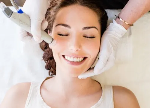 5 Reasons HydraFacial® is a MUST for Your Chest and Neck